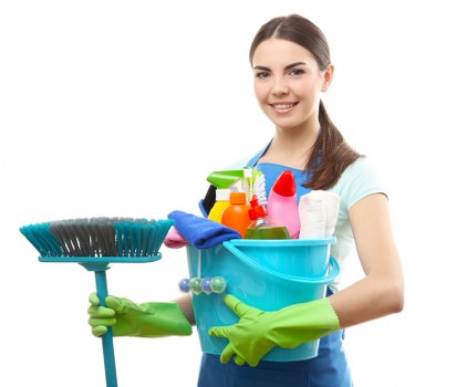 Kitchen and surface cleaning service in Canarywharf home